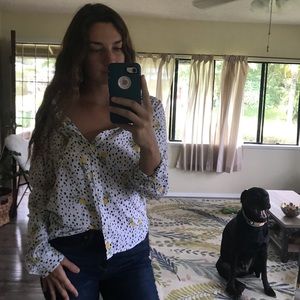 Black and white flowey blouse